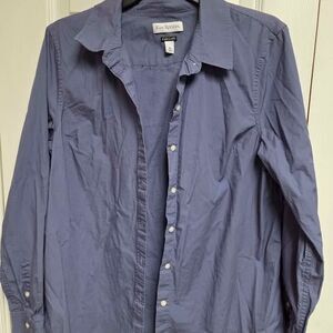 Kim Rogers Women's Medium Wedgewood Blue long sleeve fitted blouse